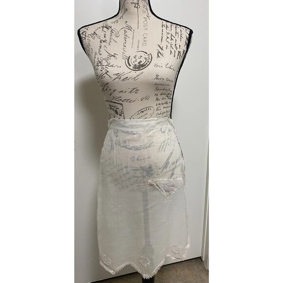 Vintage Sheer Half Apron Womens Small Embroidered Lace Trim 1950s Kitchen Retro - Picture 1 of 14